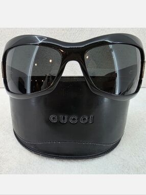 Gucci Vintage Web Black Butterfly Acetate Sheild Sunglasses W/ Case GG2901 Y2K